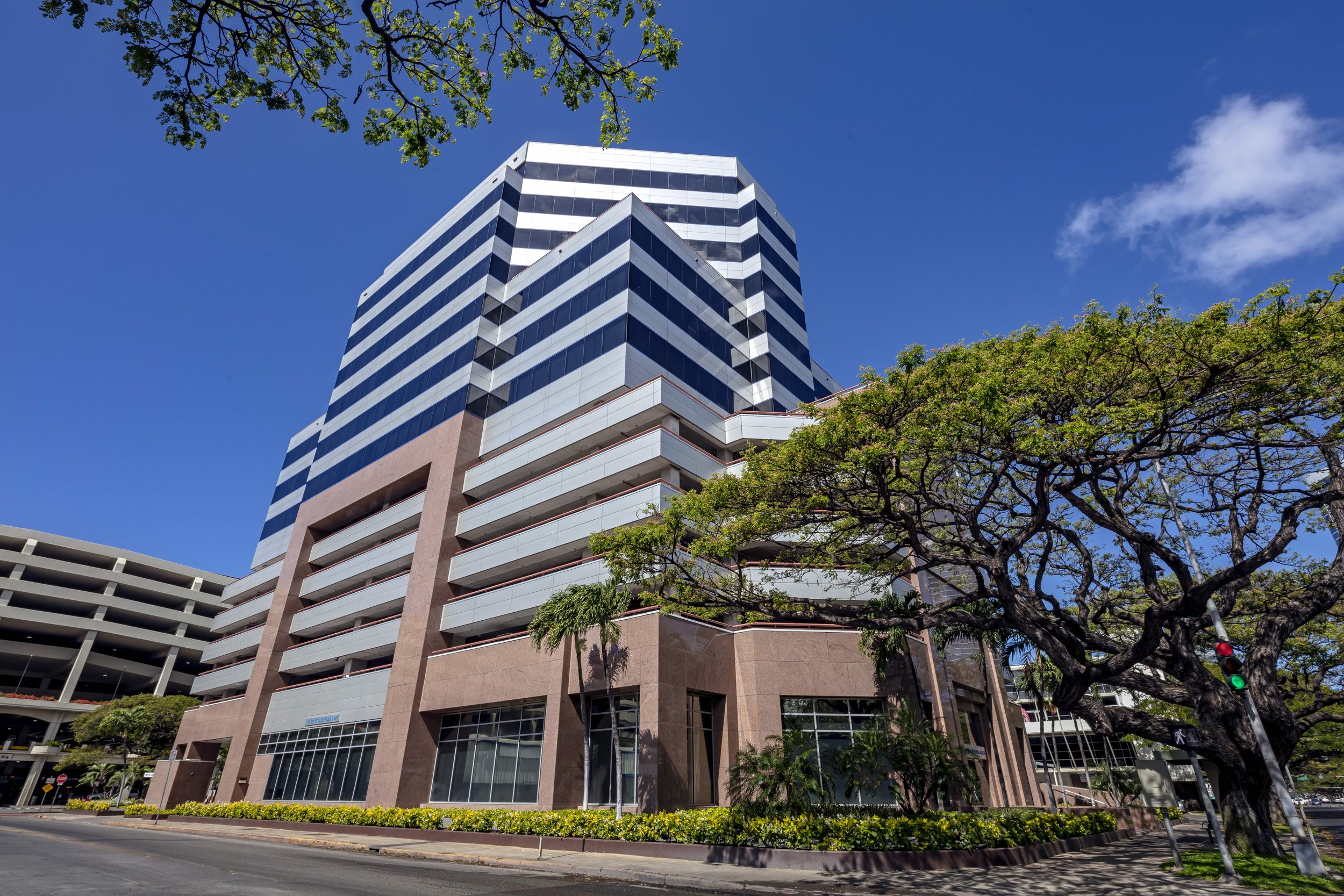 1357 Kapiolani Blvd External Picture.jpg